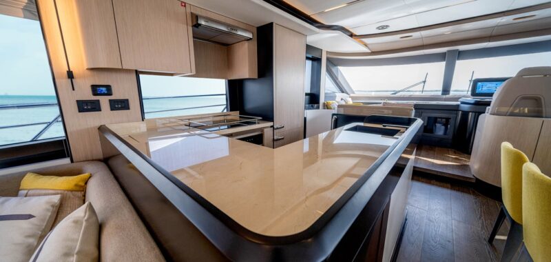 MAJESTY 72 YACHT FOR SALE | DELIVERY YEAR 2025